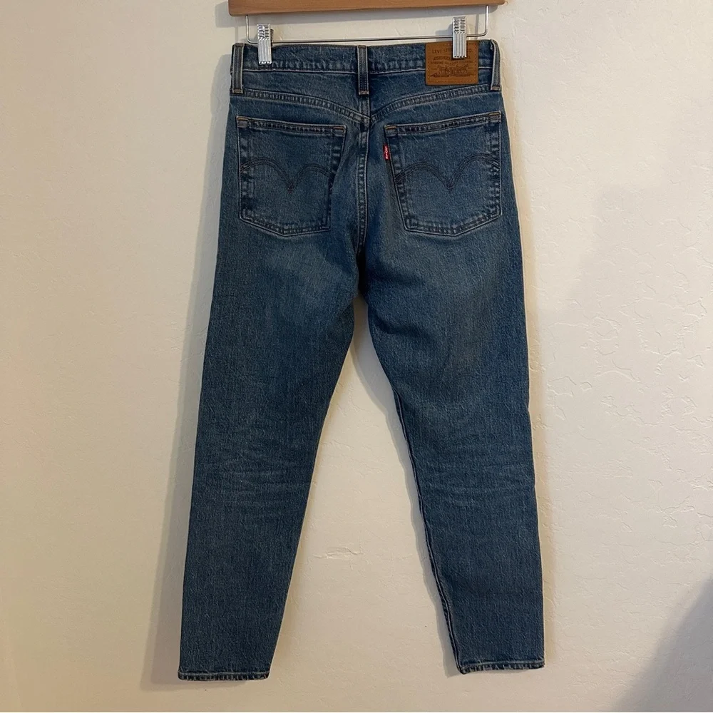 Levi's Premium Wedgie Icon Fit Ankle Women's Jeans Size‎ 25